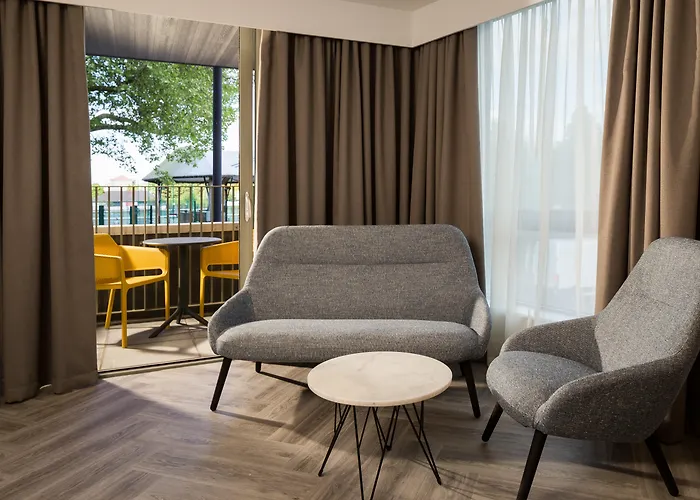 Roomzzz London StratfordAparthotel